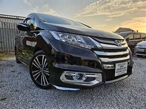 HONDA ODYSSEY ABSOLUTE MODEL 7 SEATER MPV NEW SHAPE CARPLAY LEATHER